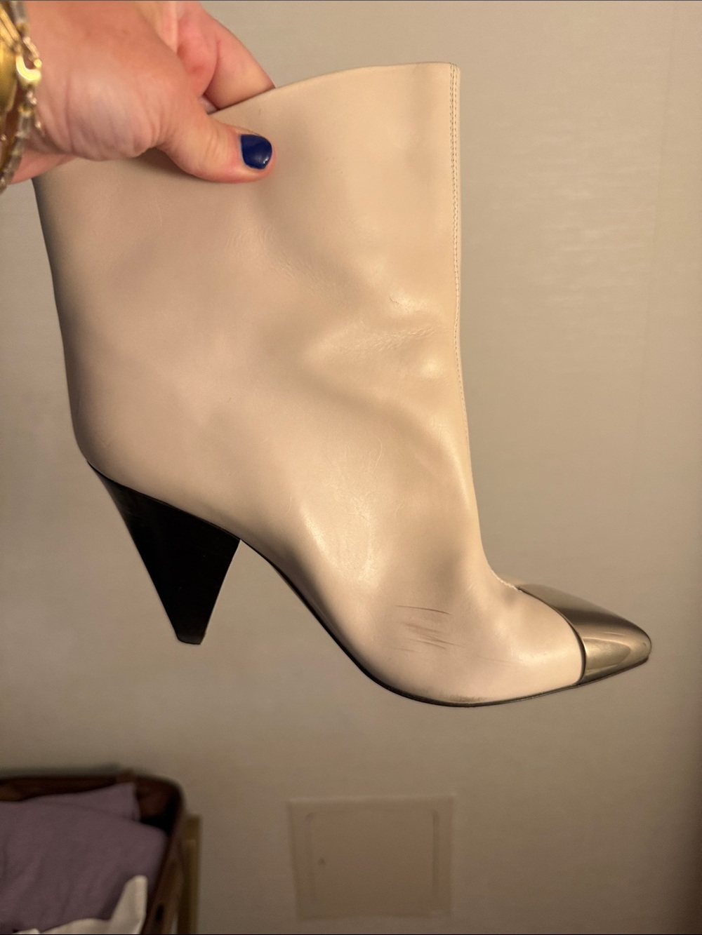 Isabel Marant Cream Leather Ankle Boots with Silver Toe Cap - Picture 4 of 4
